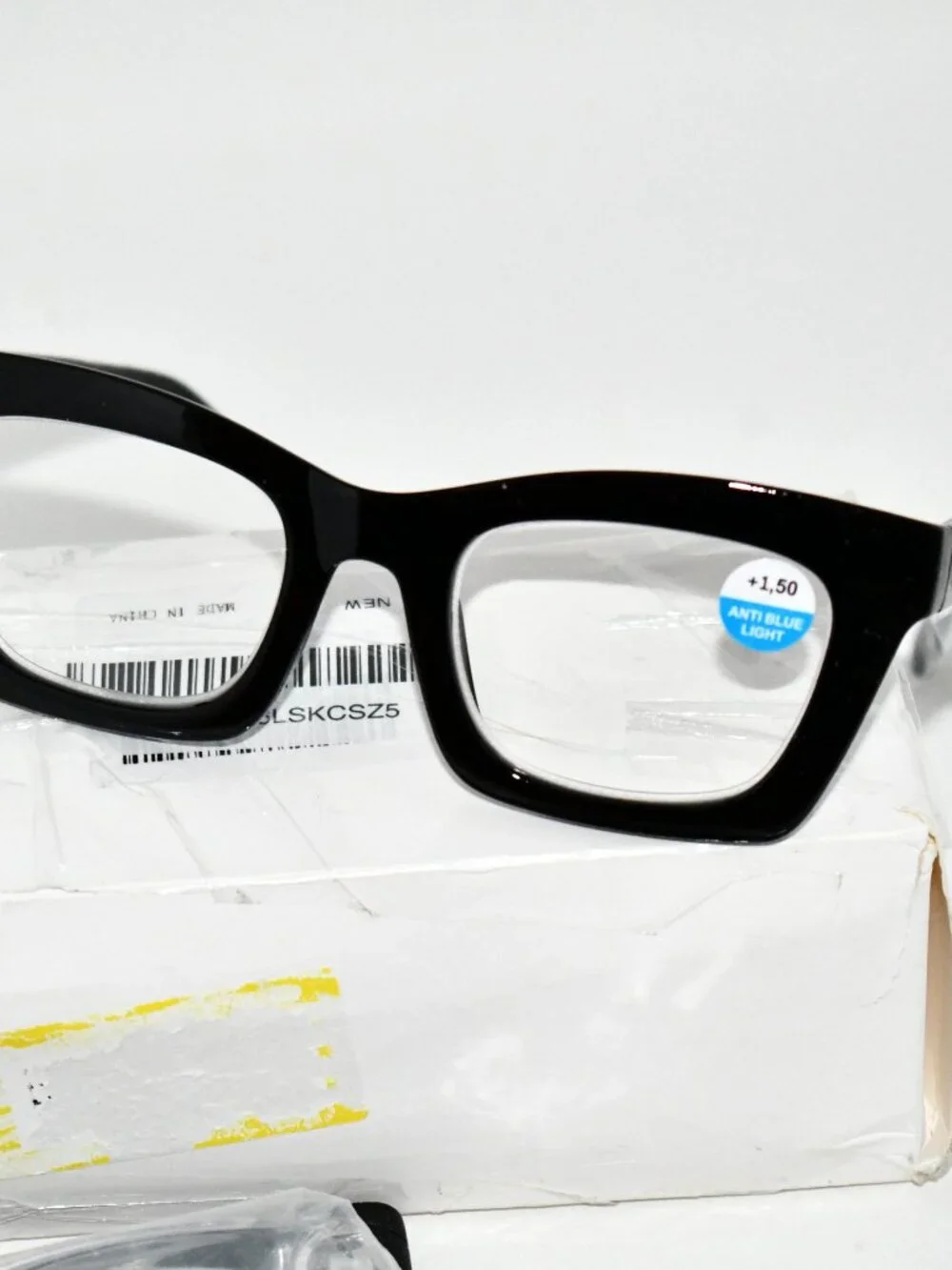 REAVEE 3 Pack Reading Glasses +1.50 Blue Light Blocking Oversized Square Readers
